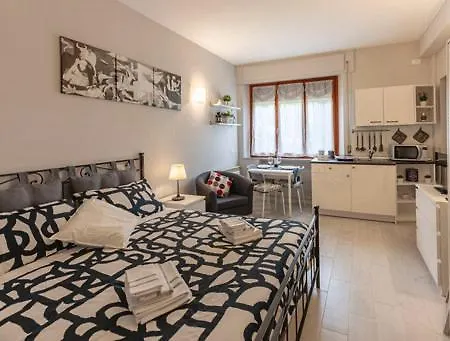 La Casina Di Mira Apartment